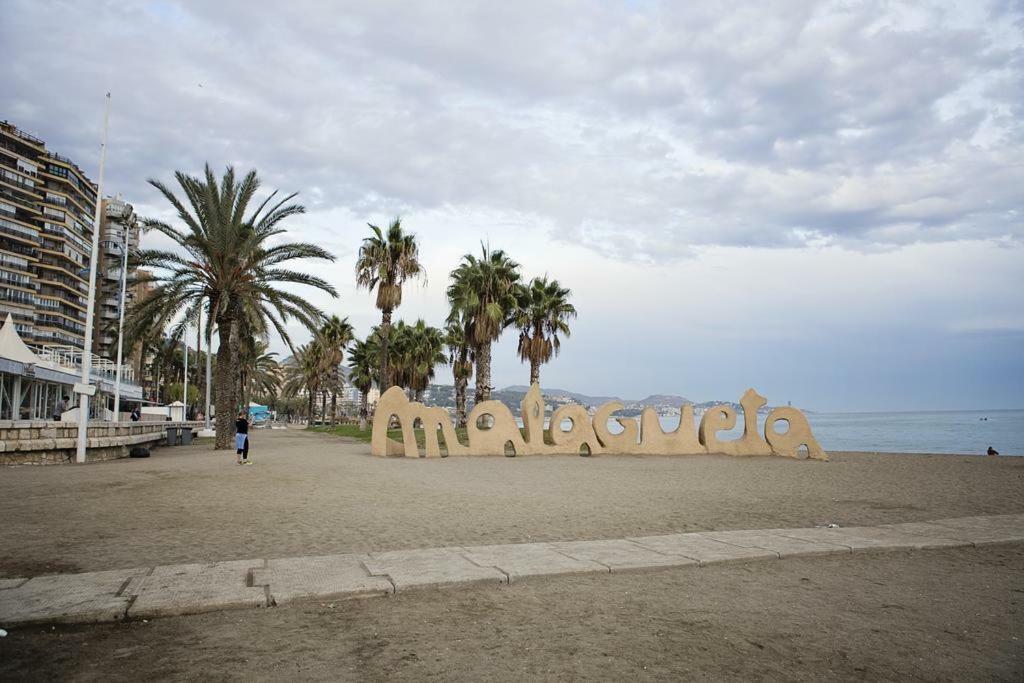 Malagueta Cool Beach Apartment Malaga Zewnętrze zdjęcie